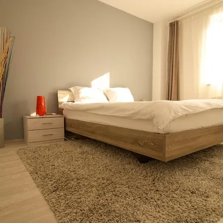 Alphaville Apartament Апартаменти