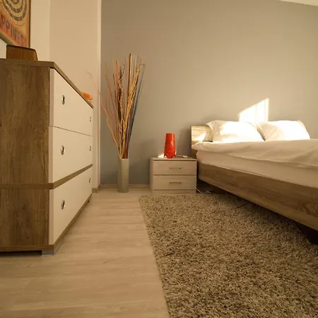 Alphaville Apartament Брашов