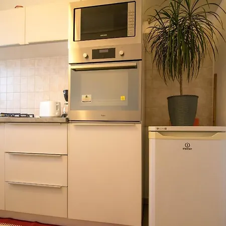 Alphaville Apartament * Брашов